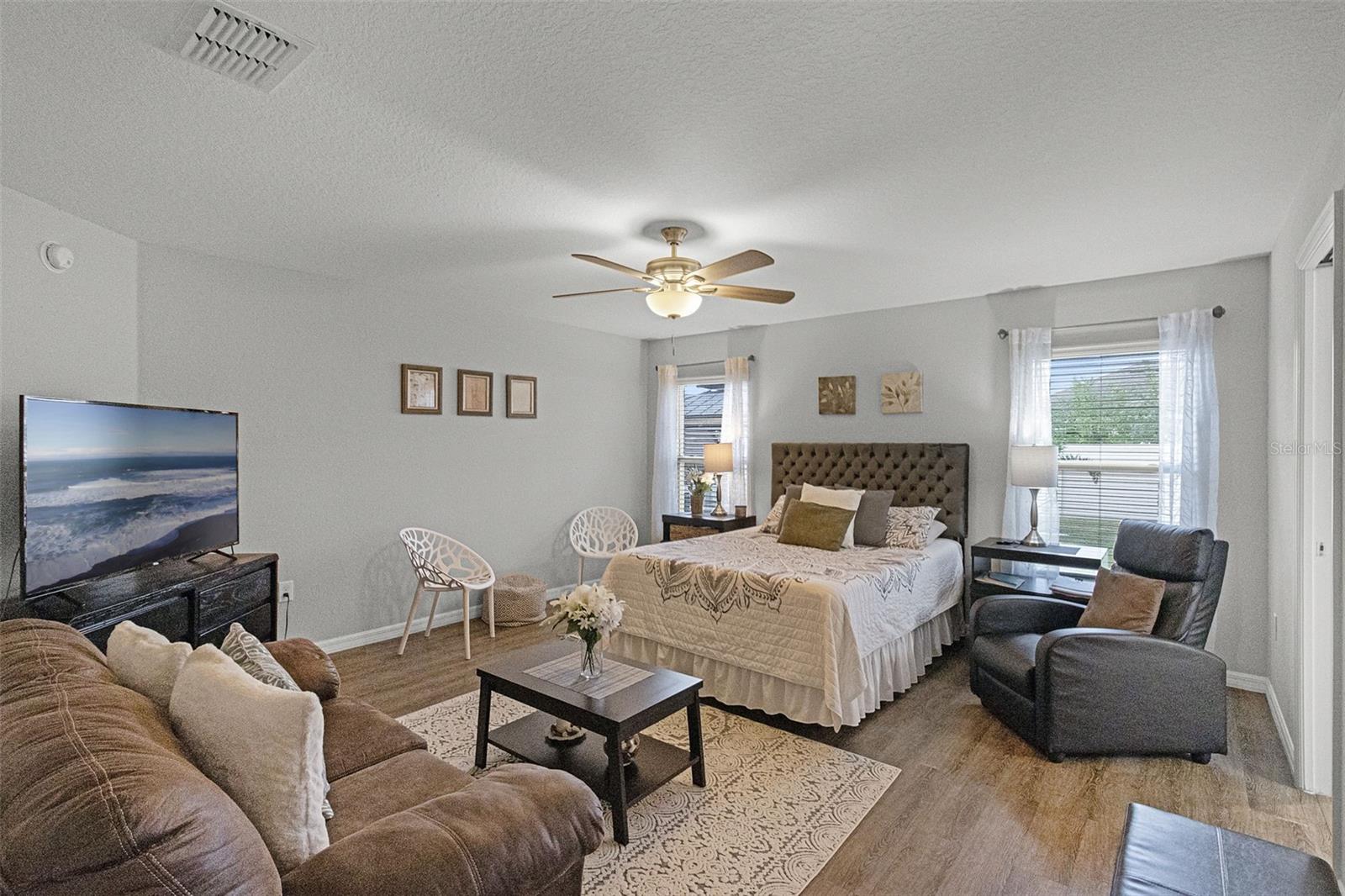 Image 16 of 28 For 475 Monticelli Drive