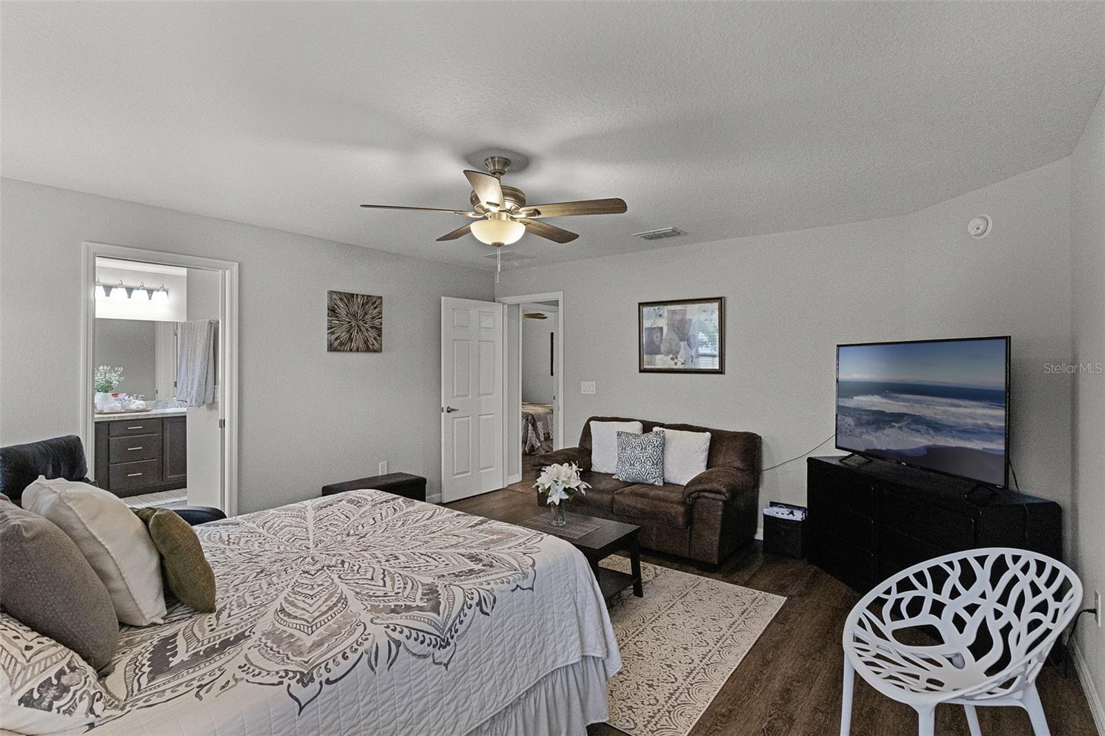Image 18 of 28 For 475 Monticelli Drive