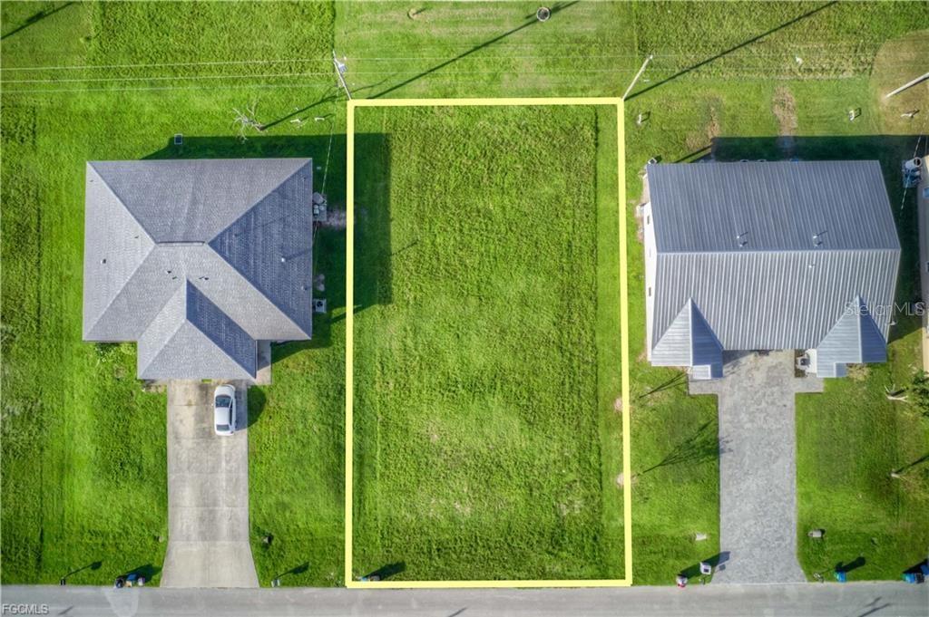 Image 3 of 12 For 833 15th Lane
