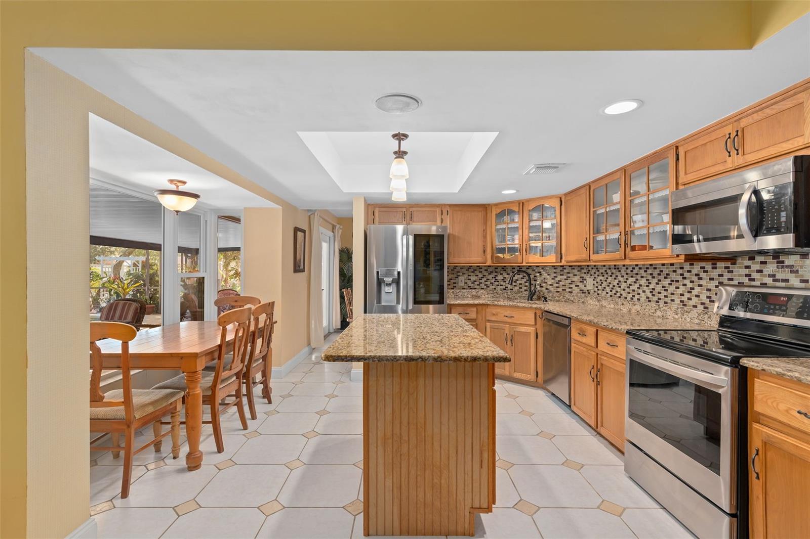 Image 13 of 71 For 9017 Littleton Court