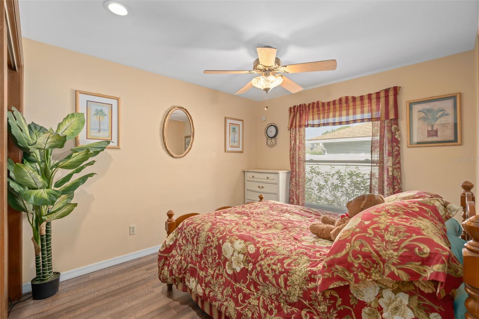 Image 26 of 71 For 9017 Littleton Court