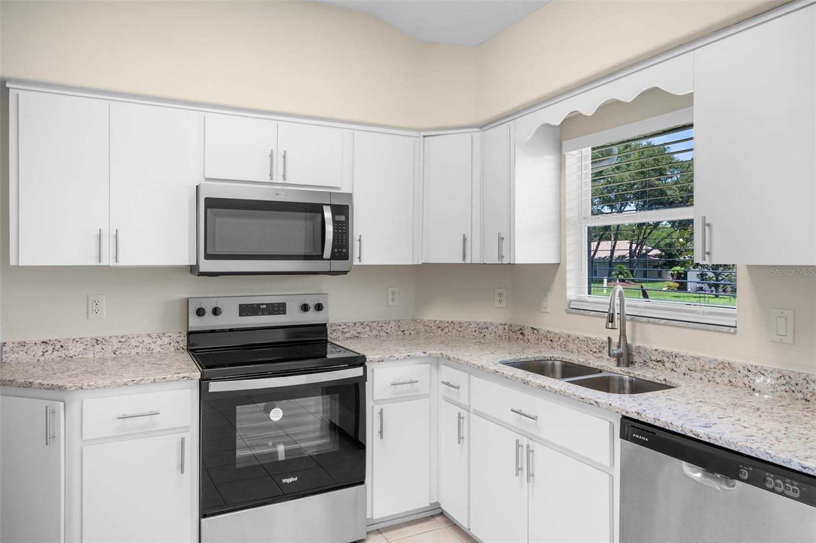 Image 20 of 62 For 5622 King James Avenue