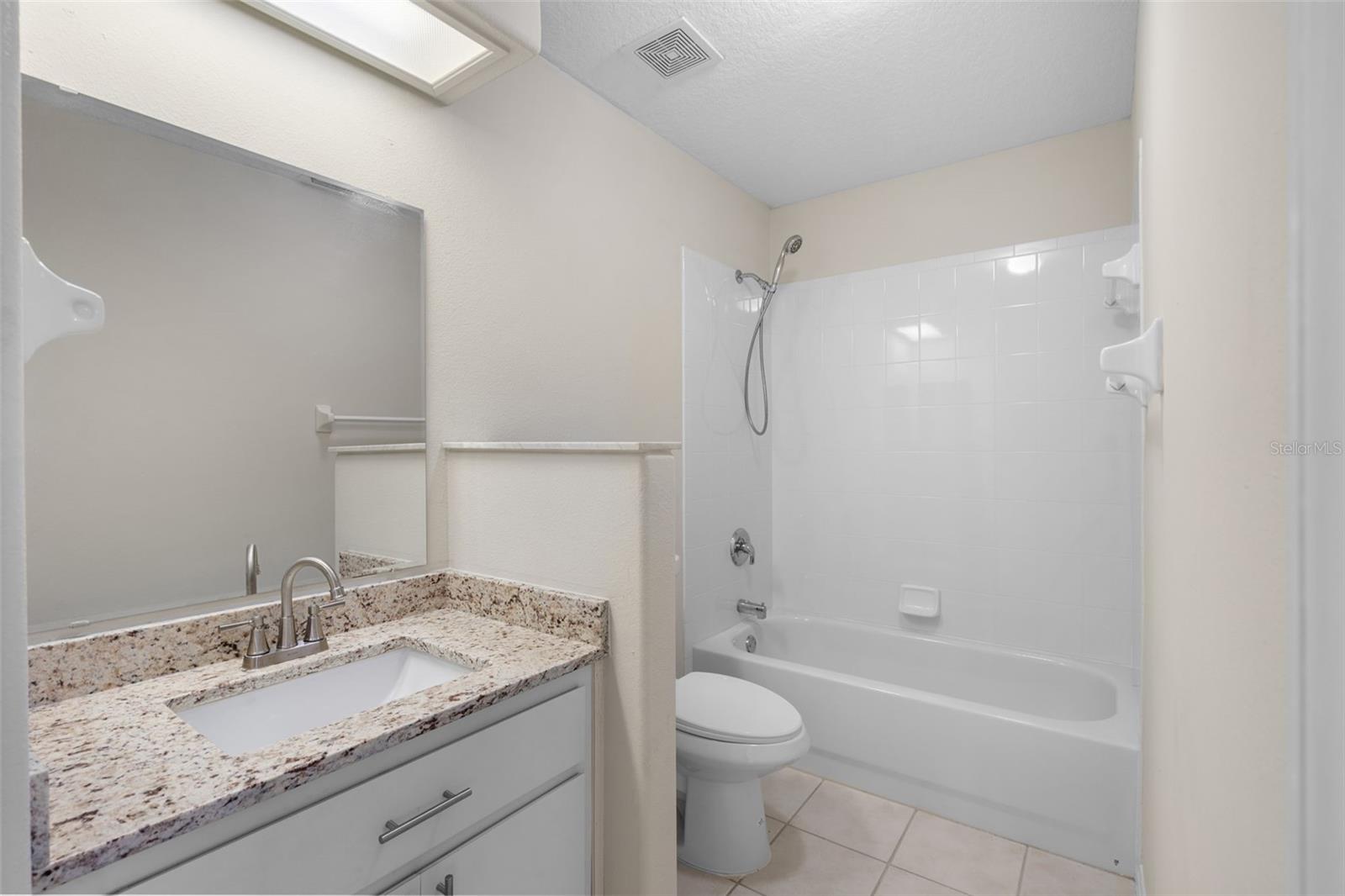 Image 33 of 62 For 5622 King James Avenue