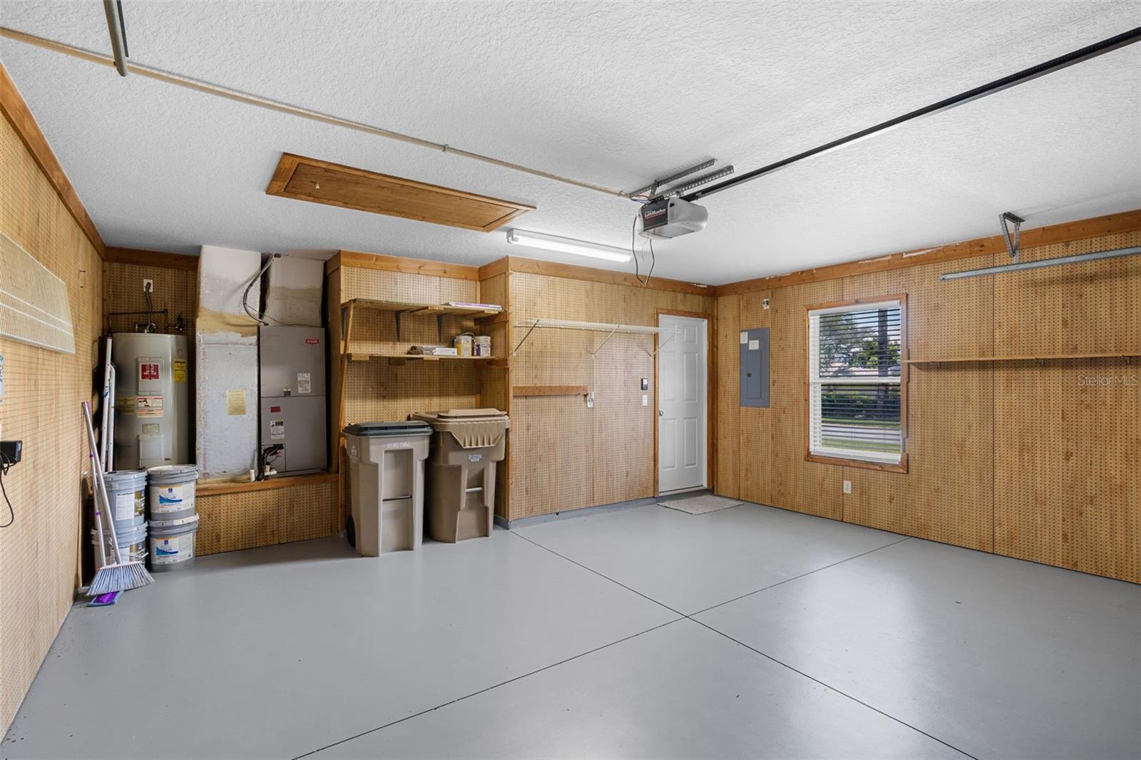 Image 36 of 62 For 5622 King James Avenue