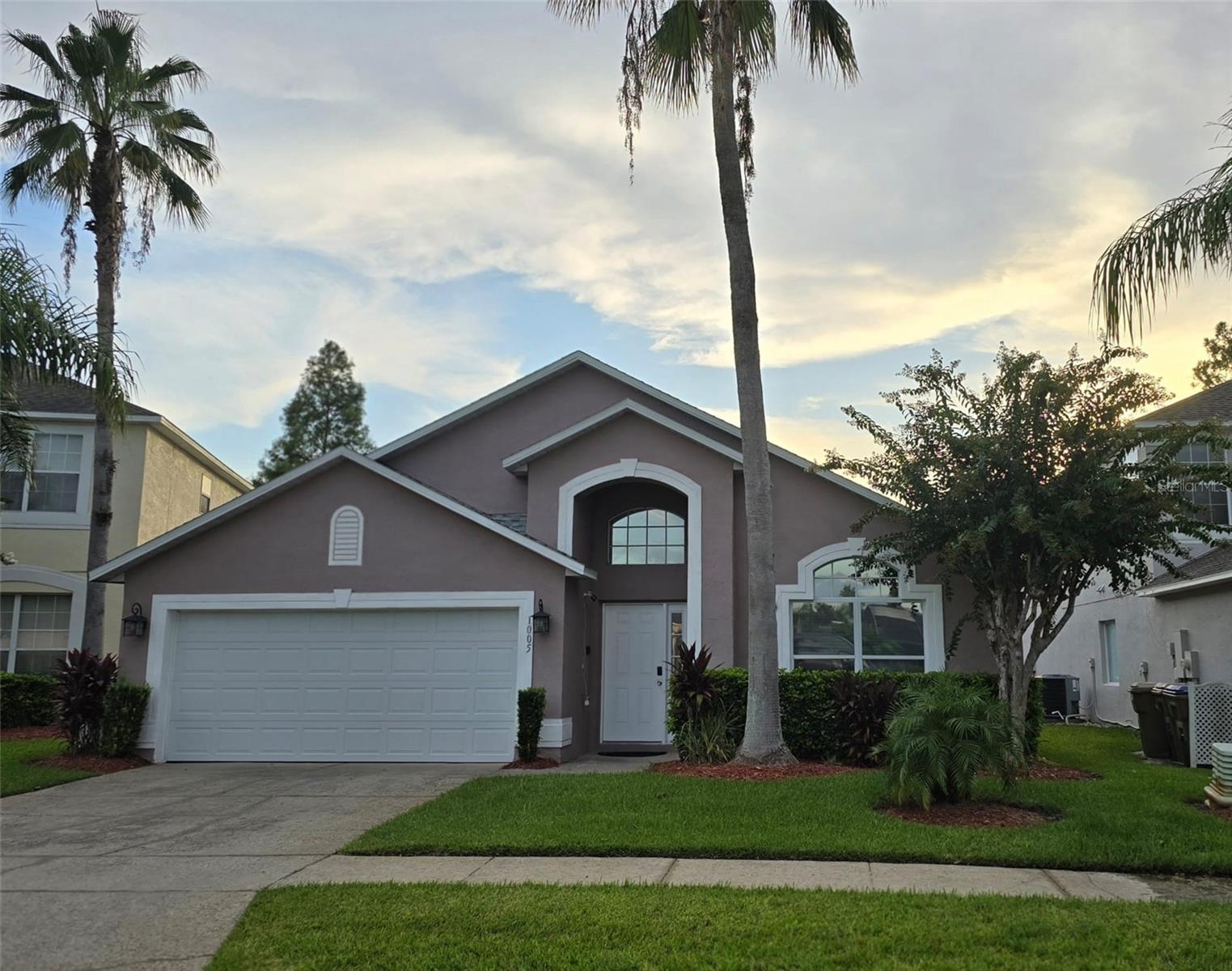 Image 16 of 25 For 1005 Lake Berkley Drive