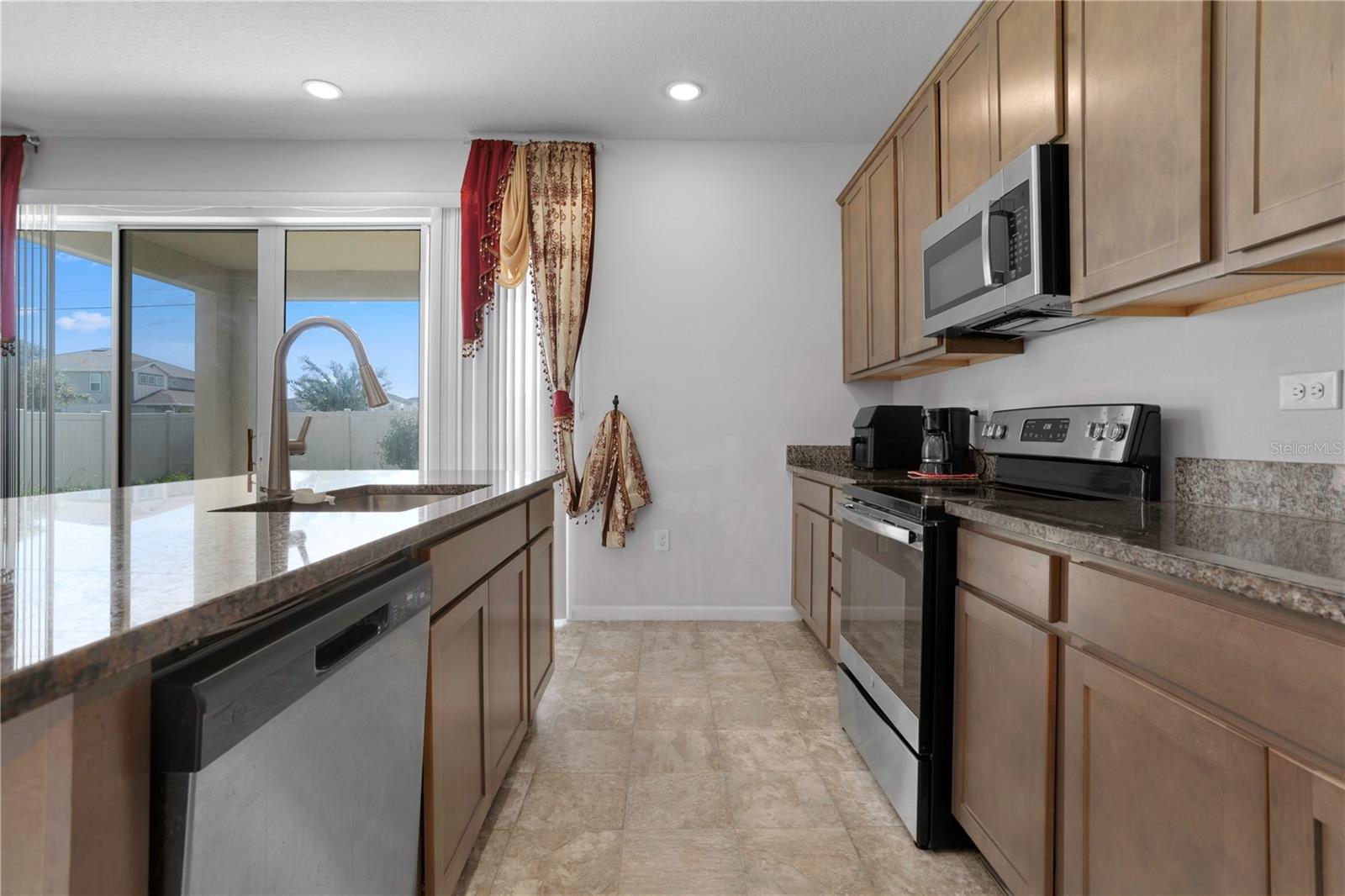 Image 11 of 55 For 1076 Sugarwood Street