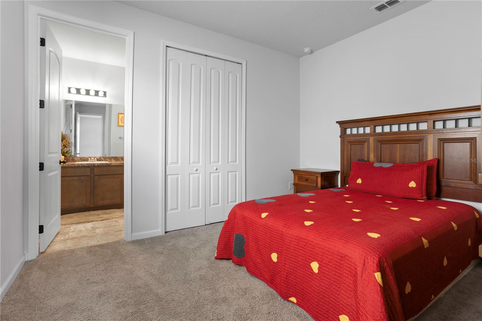 Image 18 of 55 For 1076 Sugarwood Street