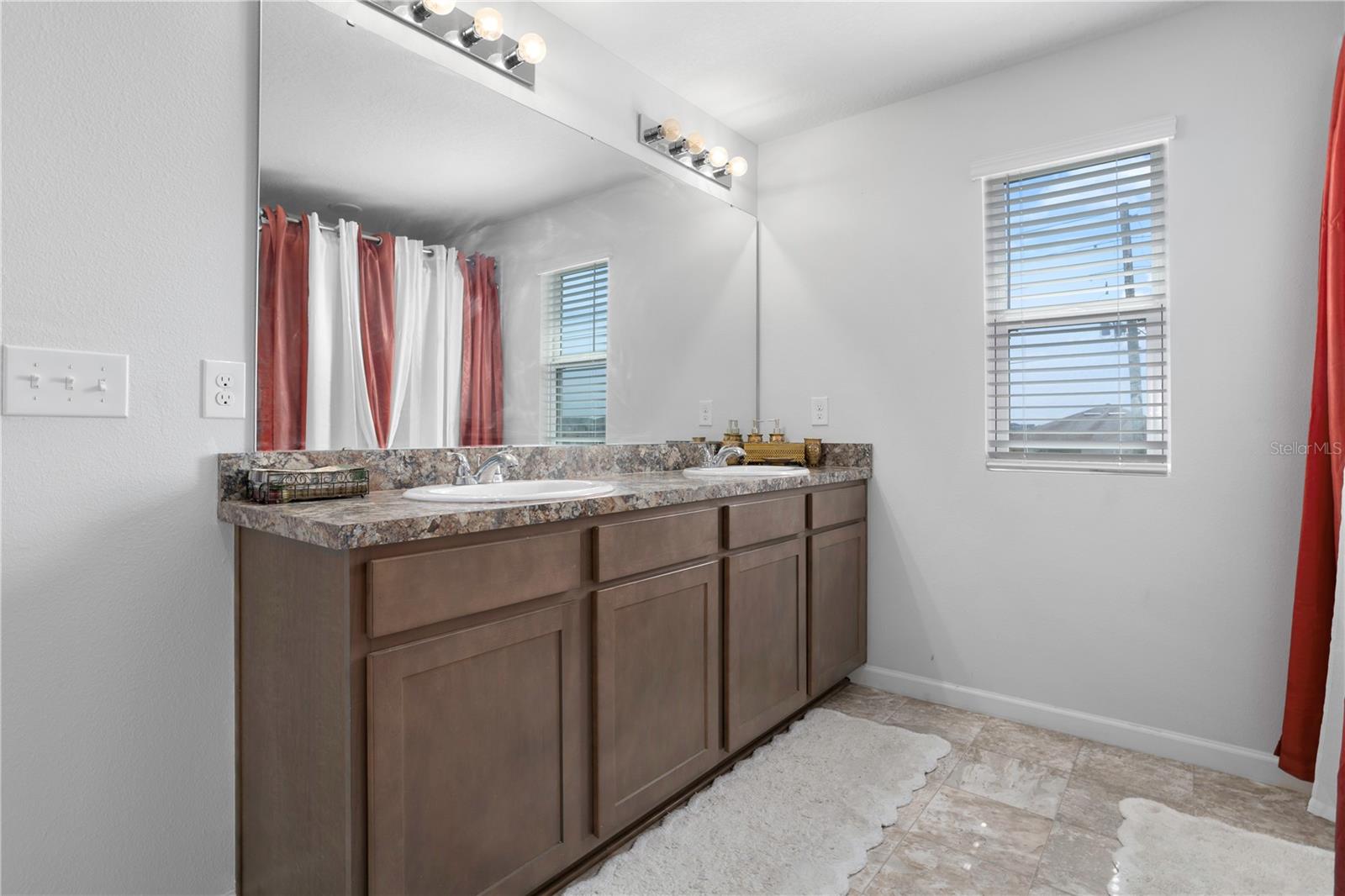 Image 30 of 55 For 1076 Sugarwood Street