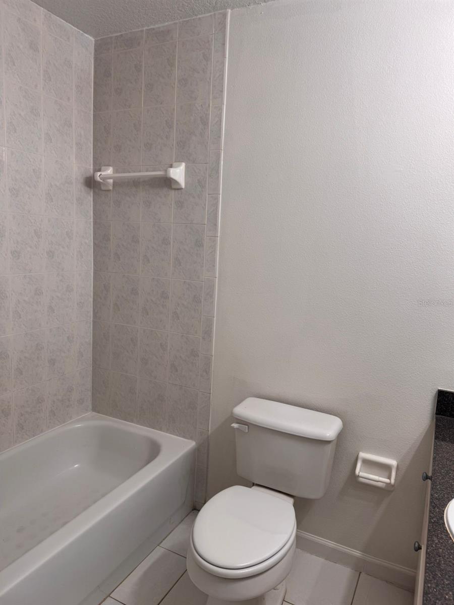 Image 17 of 26 For 1132 Pine Ridge Circle 32