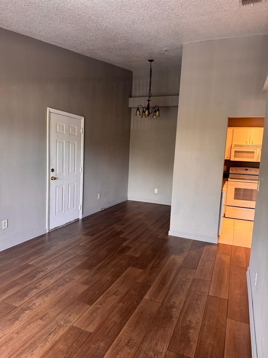 Image 2 of 26 For 1132 Pine Ridge Circle 32