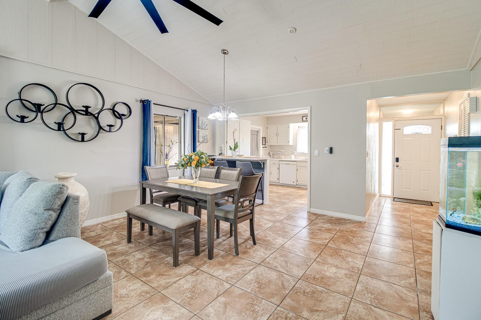 Image 11 of 27 For 1920 Abbington Street 30-d-2