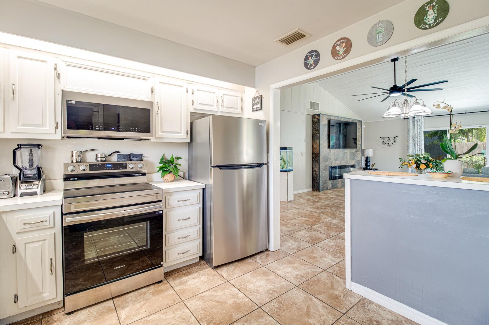 Image 8 of 27 For 1920 Abbington Street 30-d-2