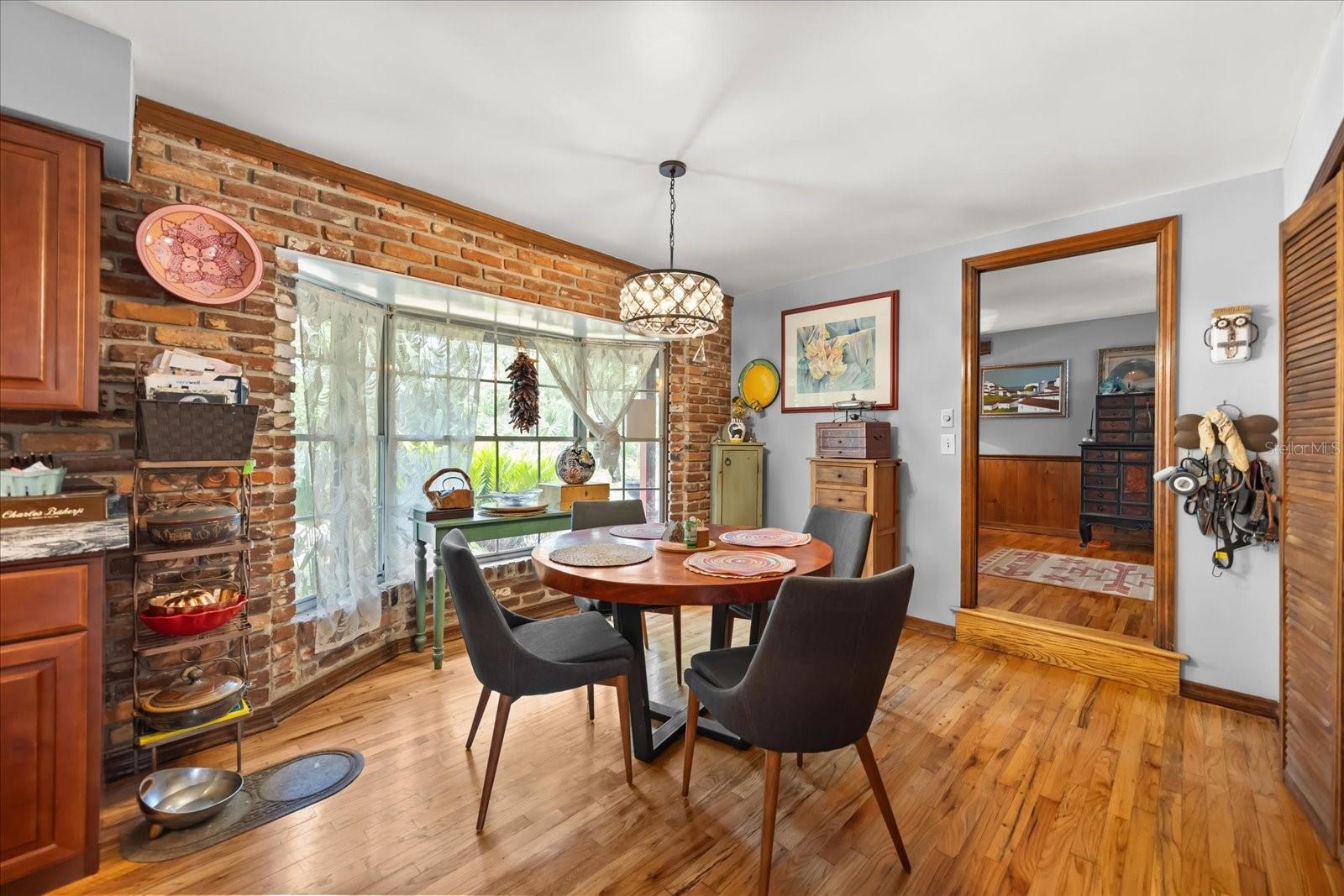Image 10 of 45 For 295 Frances Circle