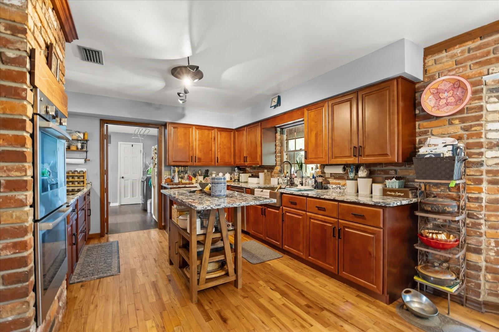 Image 12 of 45 For 295 Frances Circle
