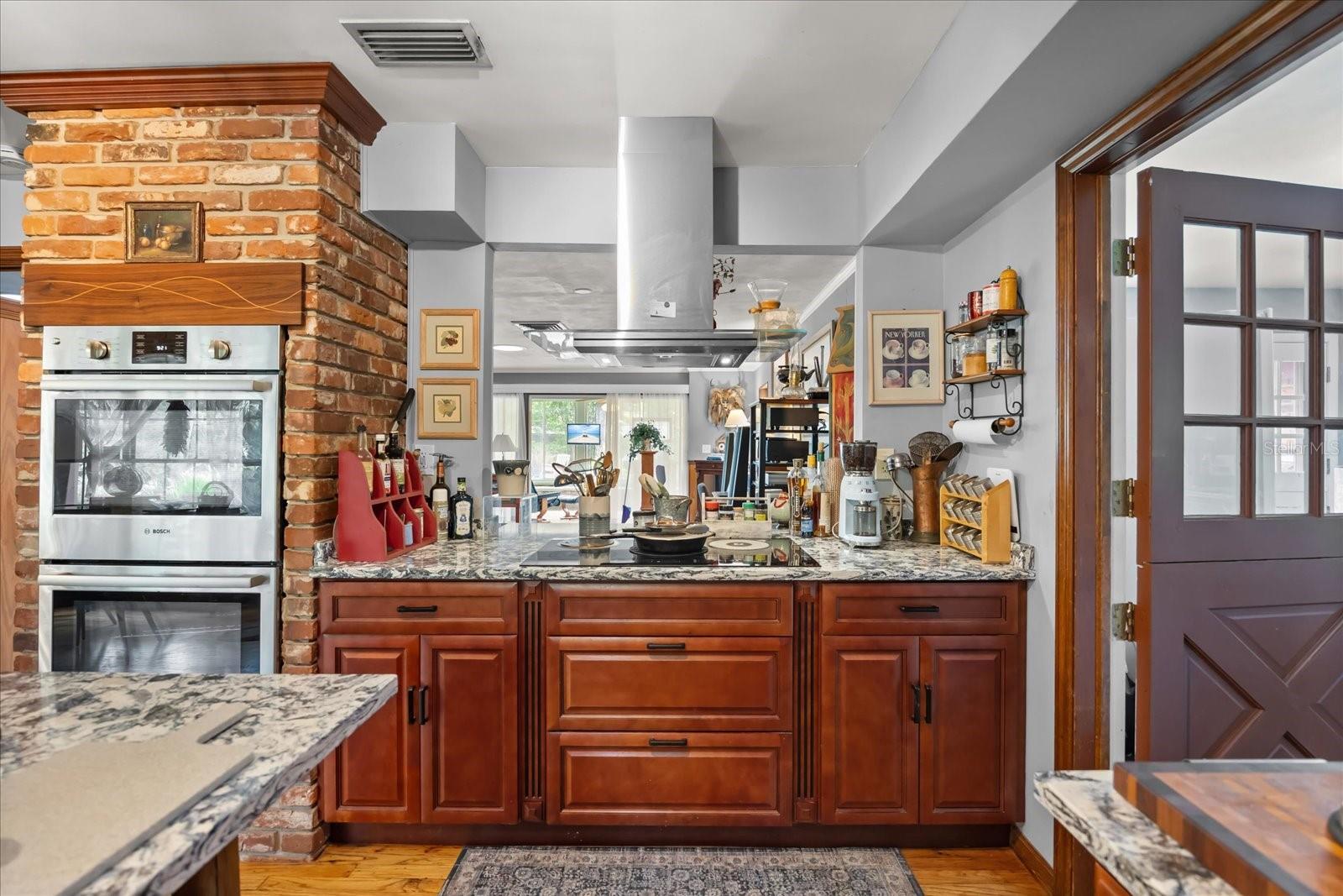 Image 13 of 45 For 295 Frances Circle
