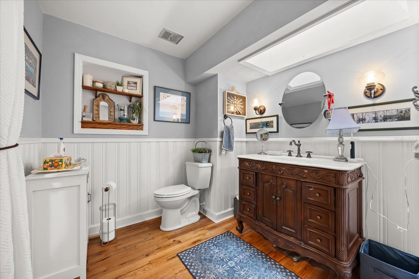 Image 20 of 45 For 295 Frances Circle