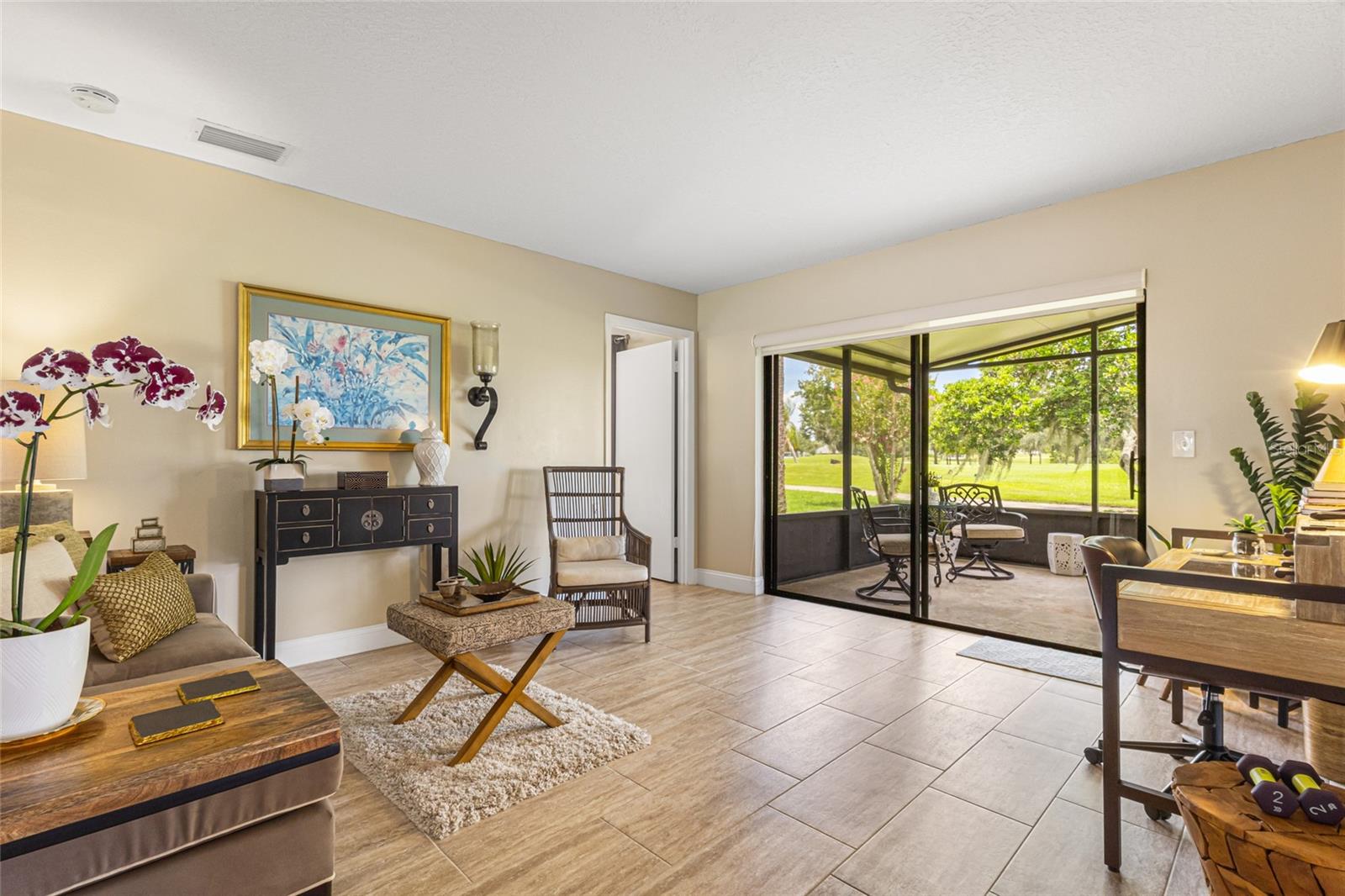Image 19 of 32 For 6322 Greengate Drive