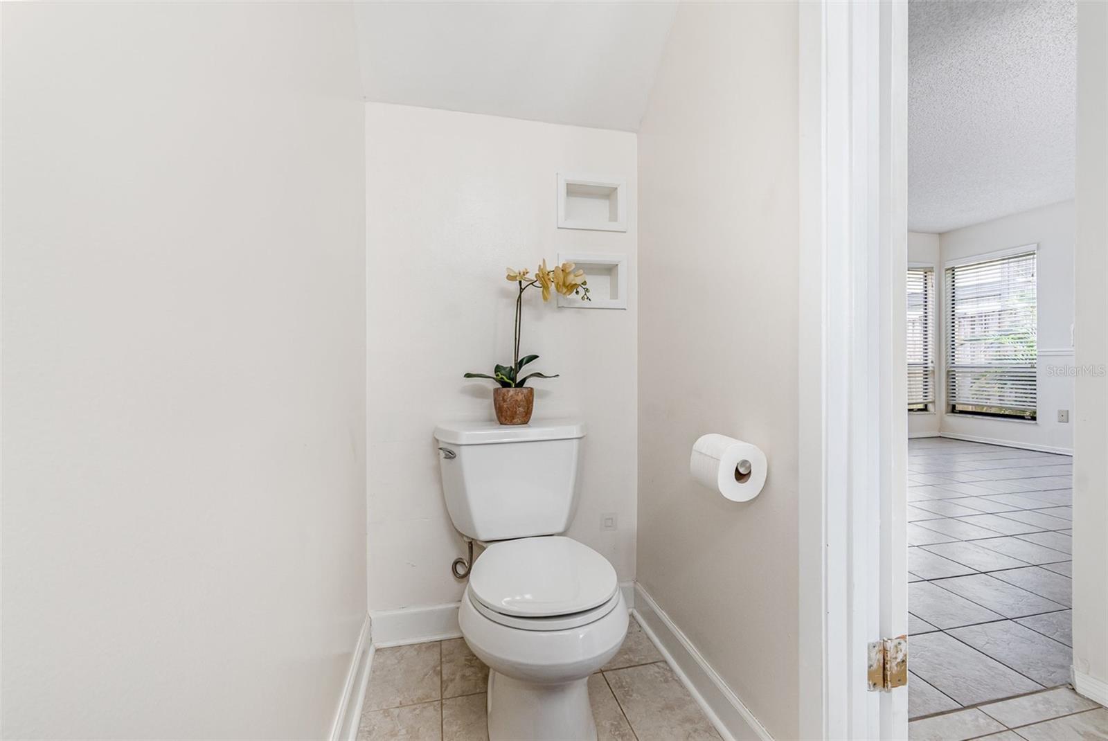 Image 11 of 25 For 832 Park Lake Pl  6a