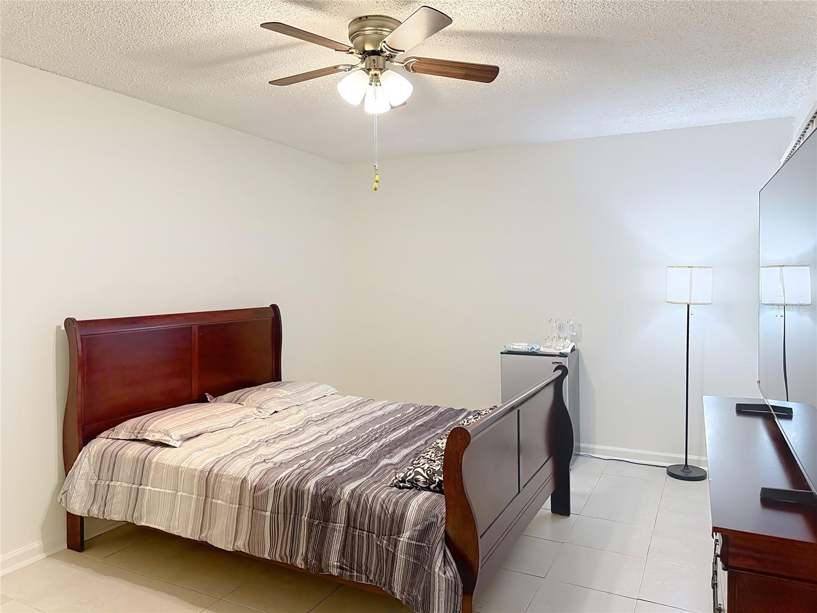 Image 13 of 22 For 6519 Newberry Road 202