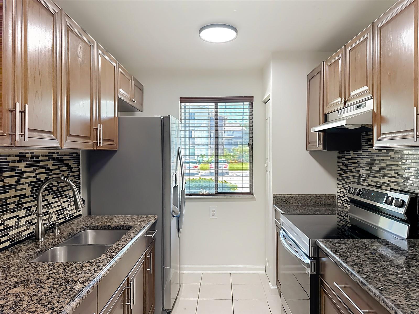 Image 8 of 22 For 6519 Newberry Road 202