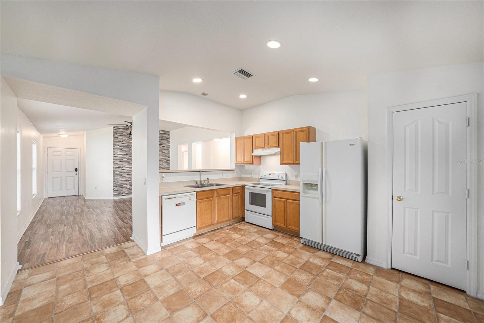 Image 12 of 26 For 11814 Mango Cross Court