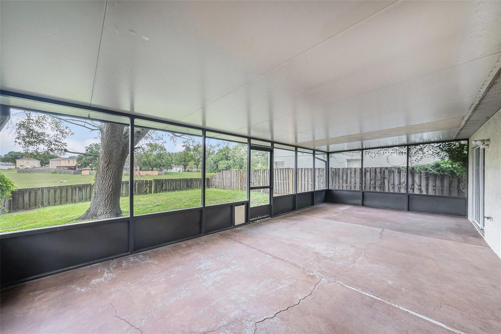 Image 22 of 26 For 11814 Mango Cross Court