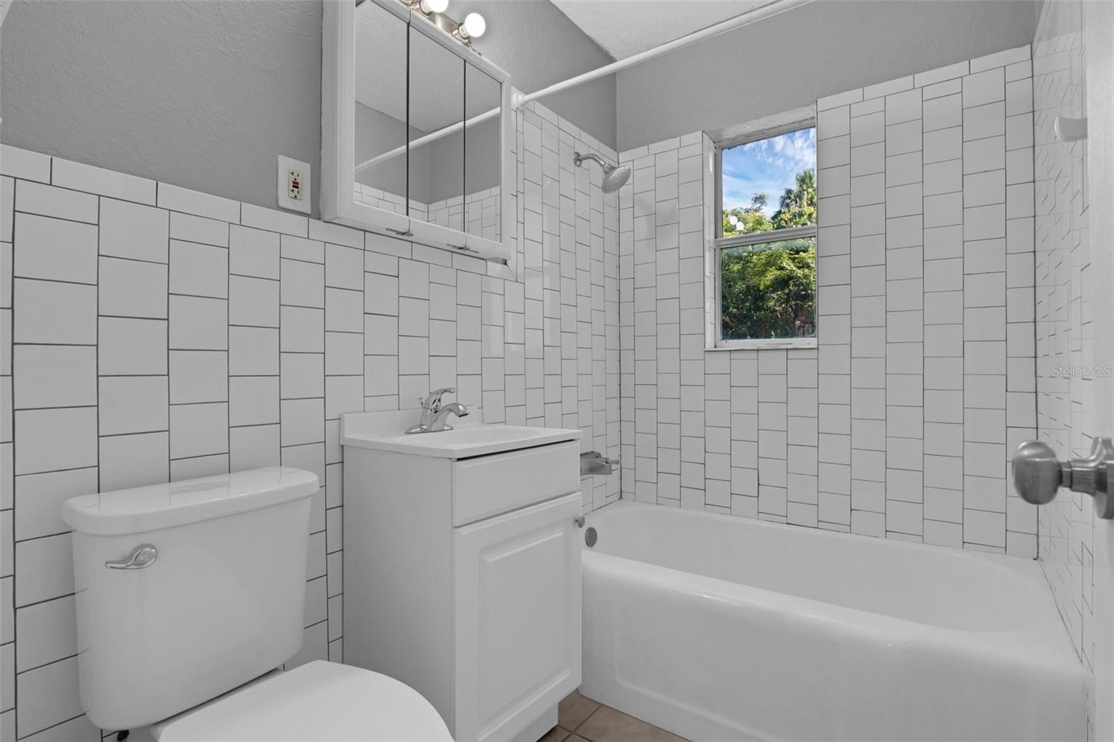 Image 19 of 28 For 232 Debary Drive