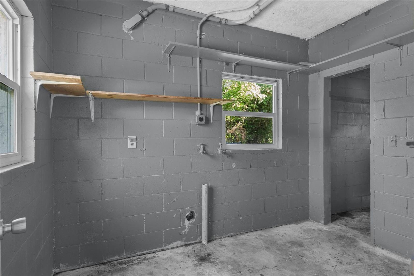 Image 21 of 28 For 232 Debary Drive