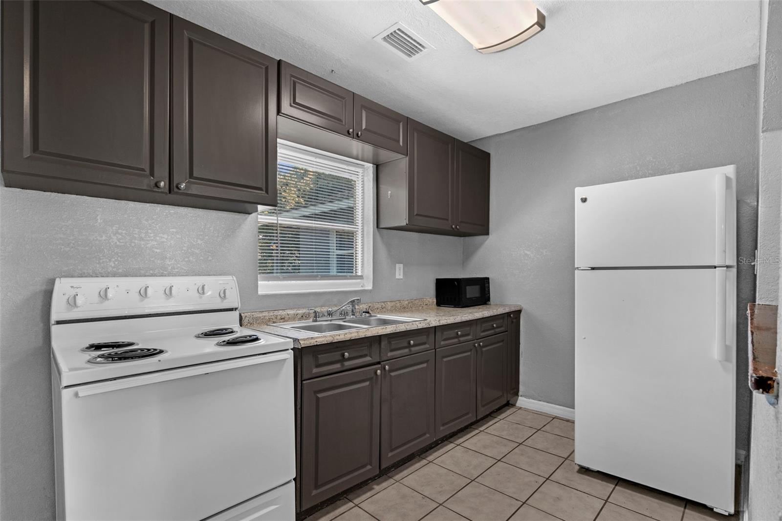 Image 9 of 28 For 232 Debary Drive