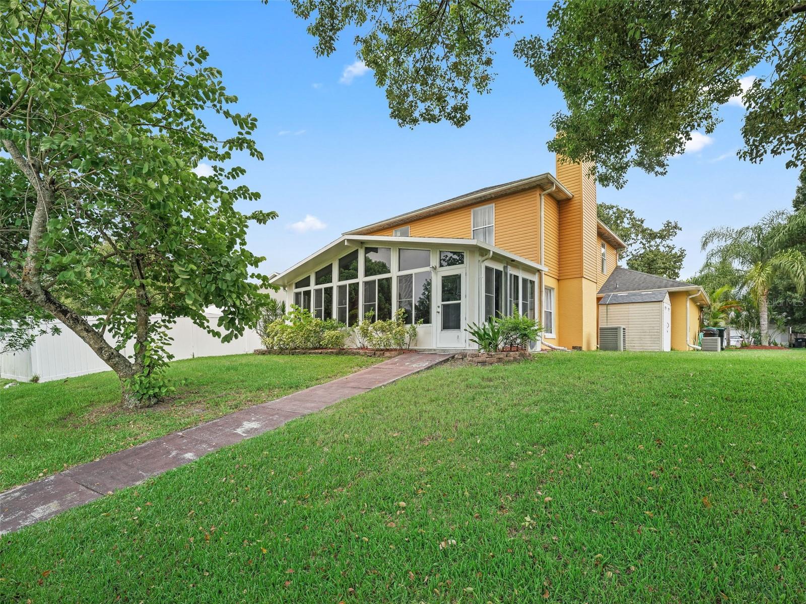 Image 47 of 51 For 2013 Ipsden Drive