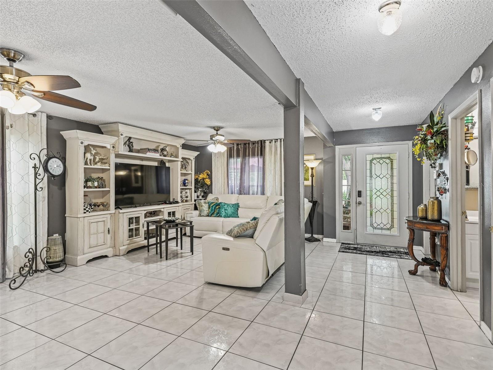 Image 8 of 51 For 2013 Ipsden Drive