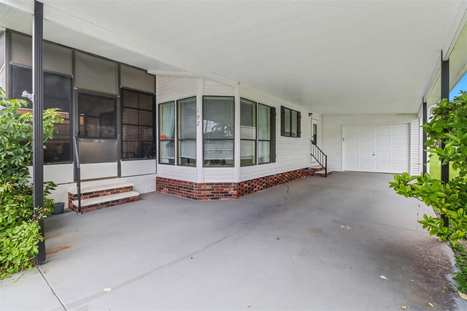 Image 21 of 24 For 192 Queen Palm Drive