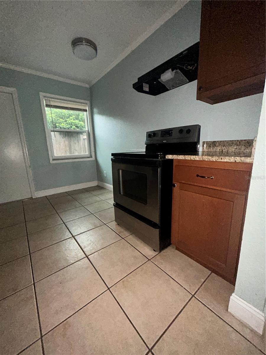 Image 5 of 12 For 220 Cypress Way