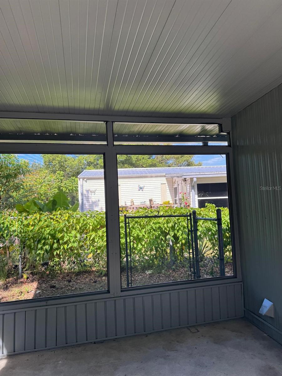 Image 12 of 23 For 535 Skyline Drive W