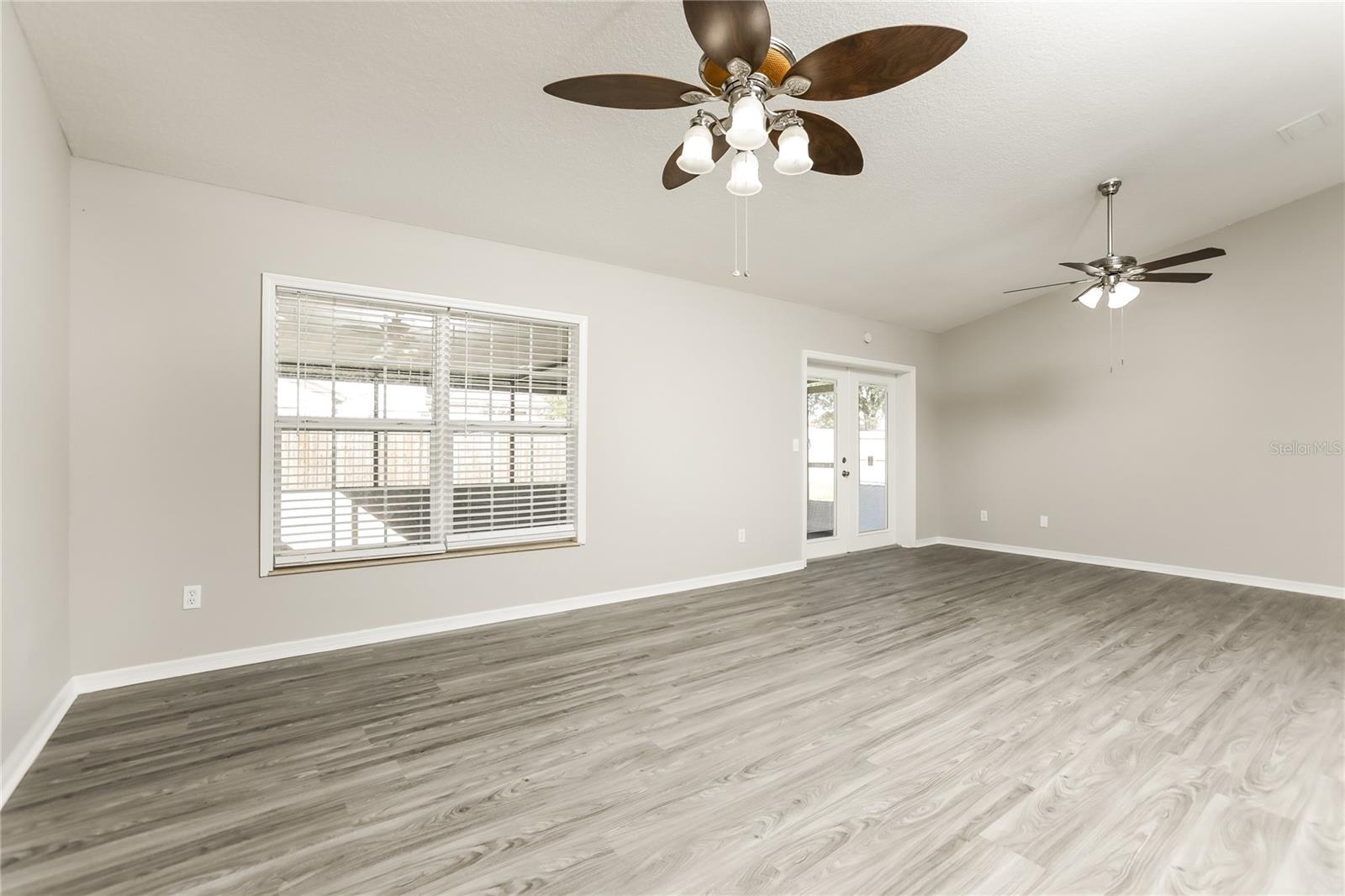 Image 3 of 16 For 9888 Balmoral Circle