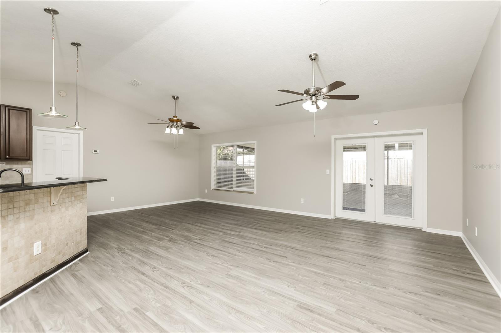 Image 4 of 16 For 9888 Balmoral Circle