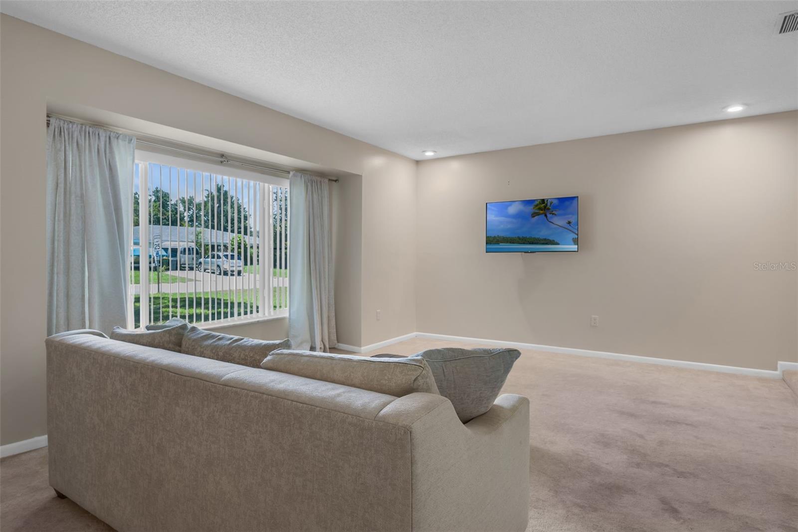 Image 38 of 78 For 5143 Darden Avenue