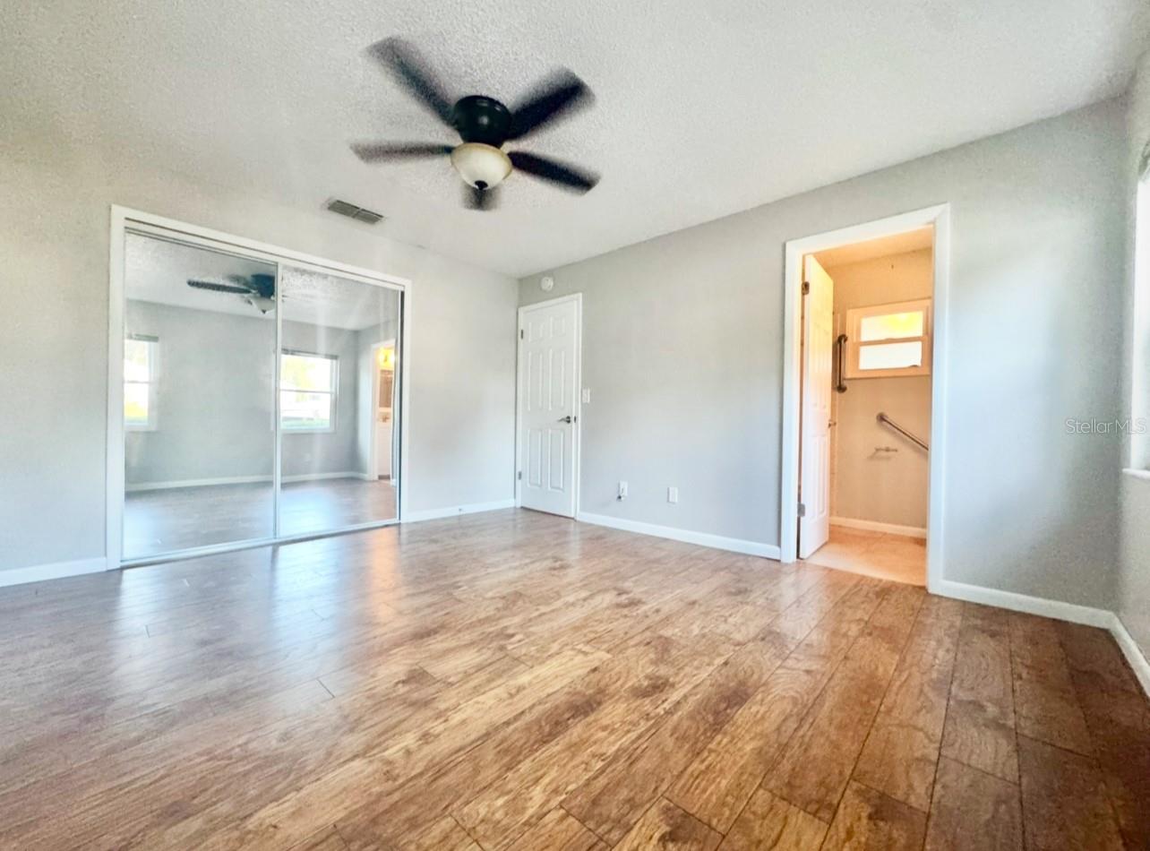 Image 9 of 11 For 1350 Anderson Street