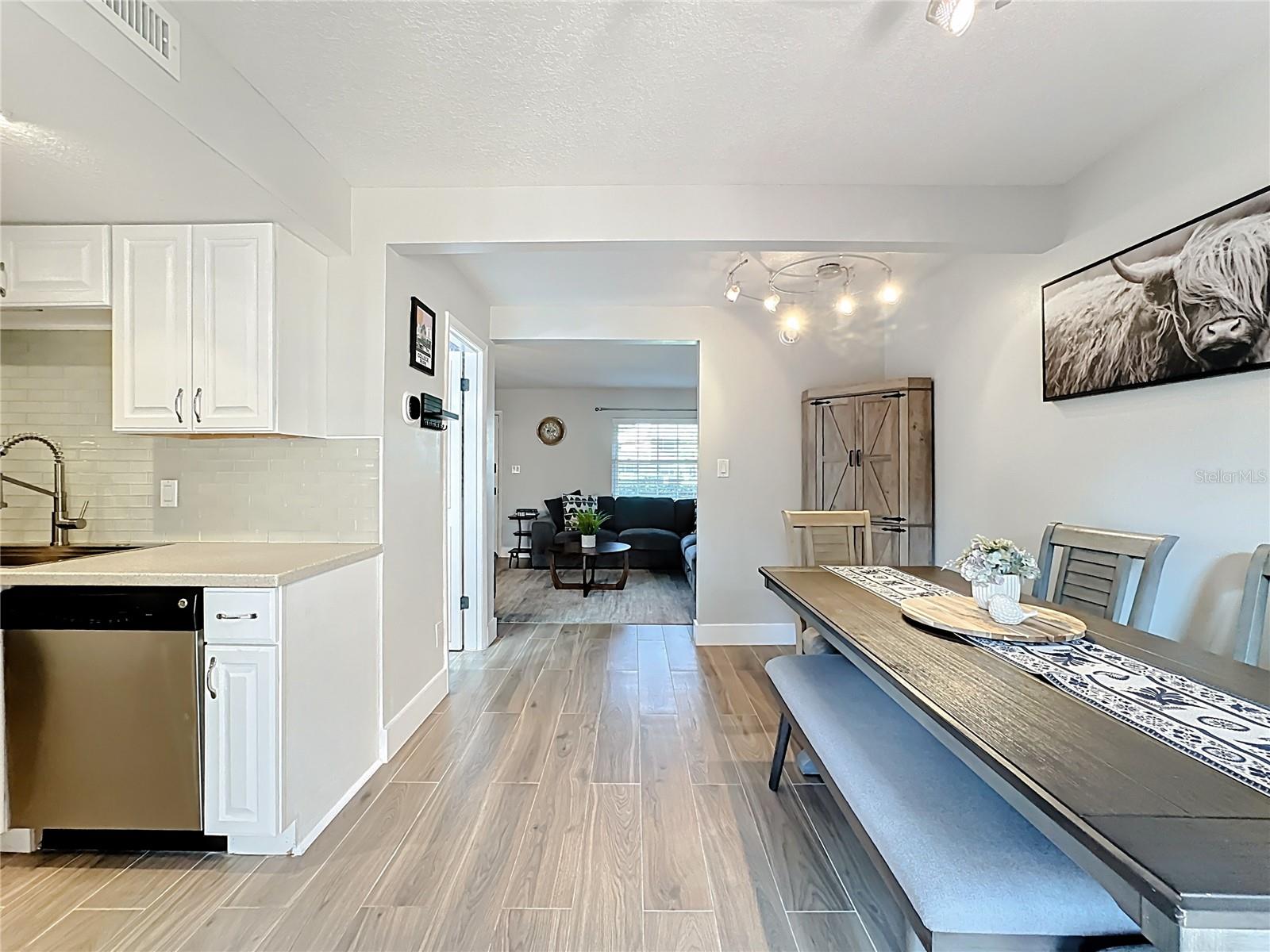 Image 20 of 65 For 3104 Harrison Avenue A5