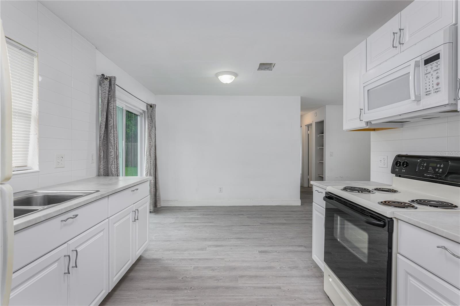 Image 2 of 15 For 12668 Idaho Woods Lane