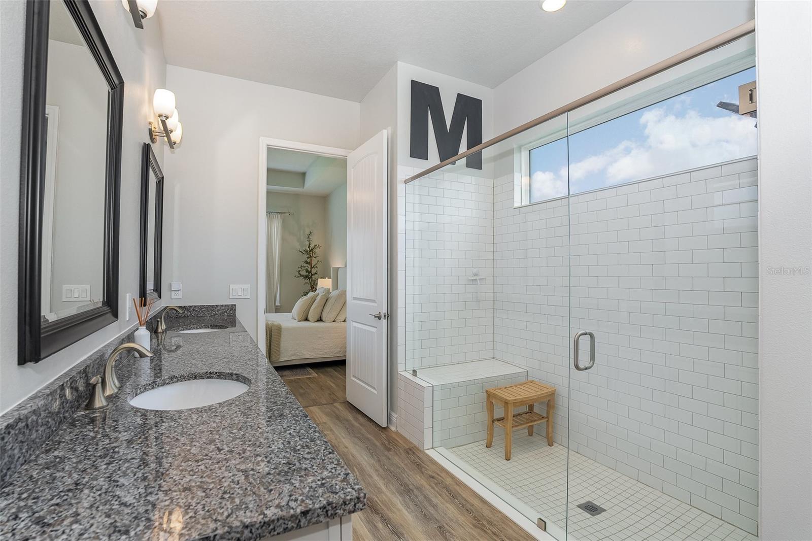 Listing photo id 11 for 1140 Aranceto Circle