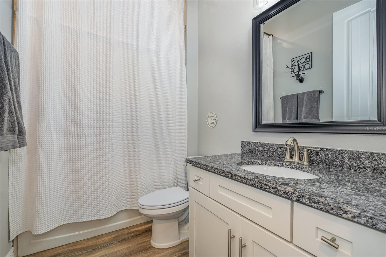 Listing photo id 15 for 1140 Aranceto Circle