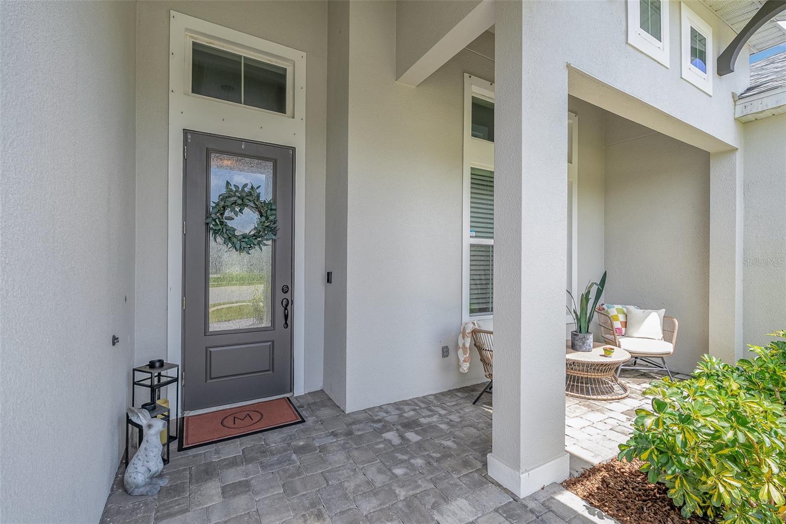 Listing photo id 0 for 1140 Aranceto Circle