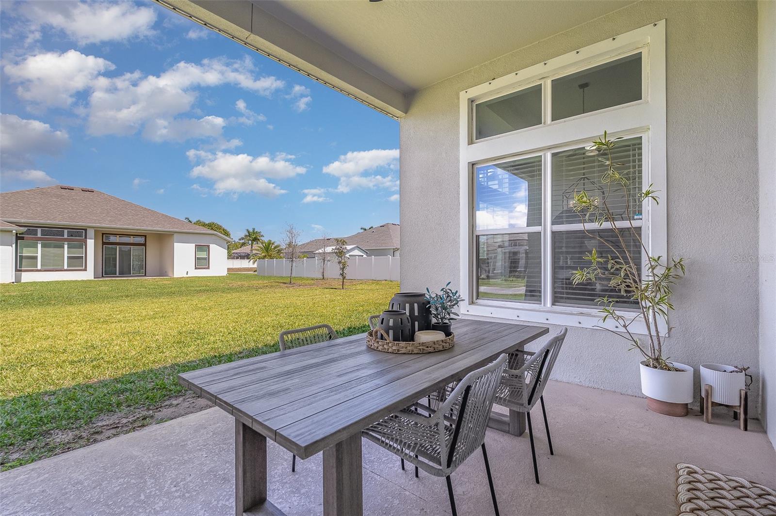 Listing photo id 42 for 1140 Aranceto Circle