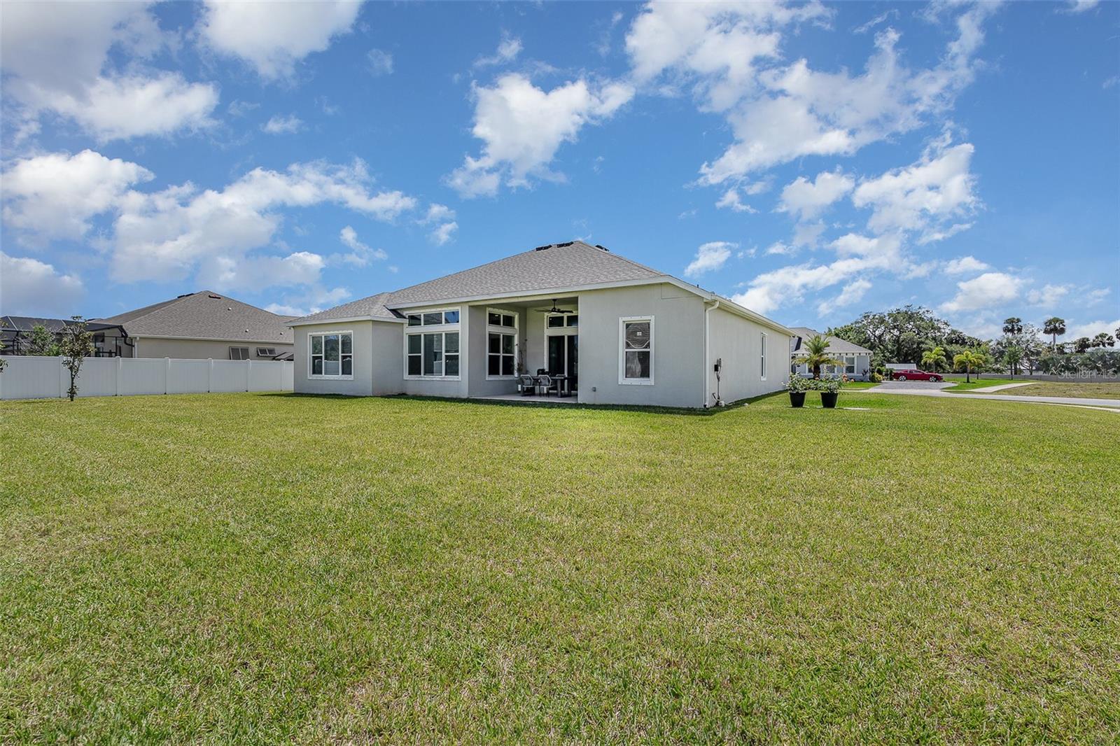 Listing photo id 46 for 1140 Aranceto Circle