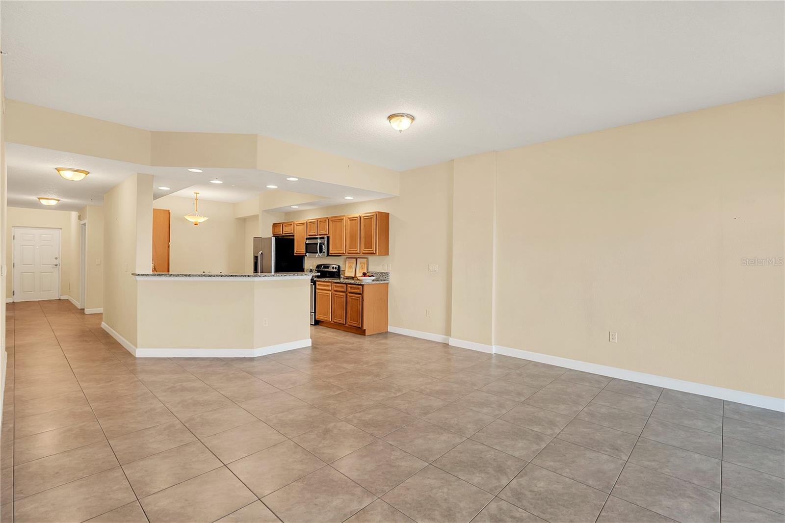 Image 23 of 54 For 4177 N Orange Blossom Trail  206