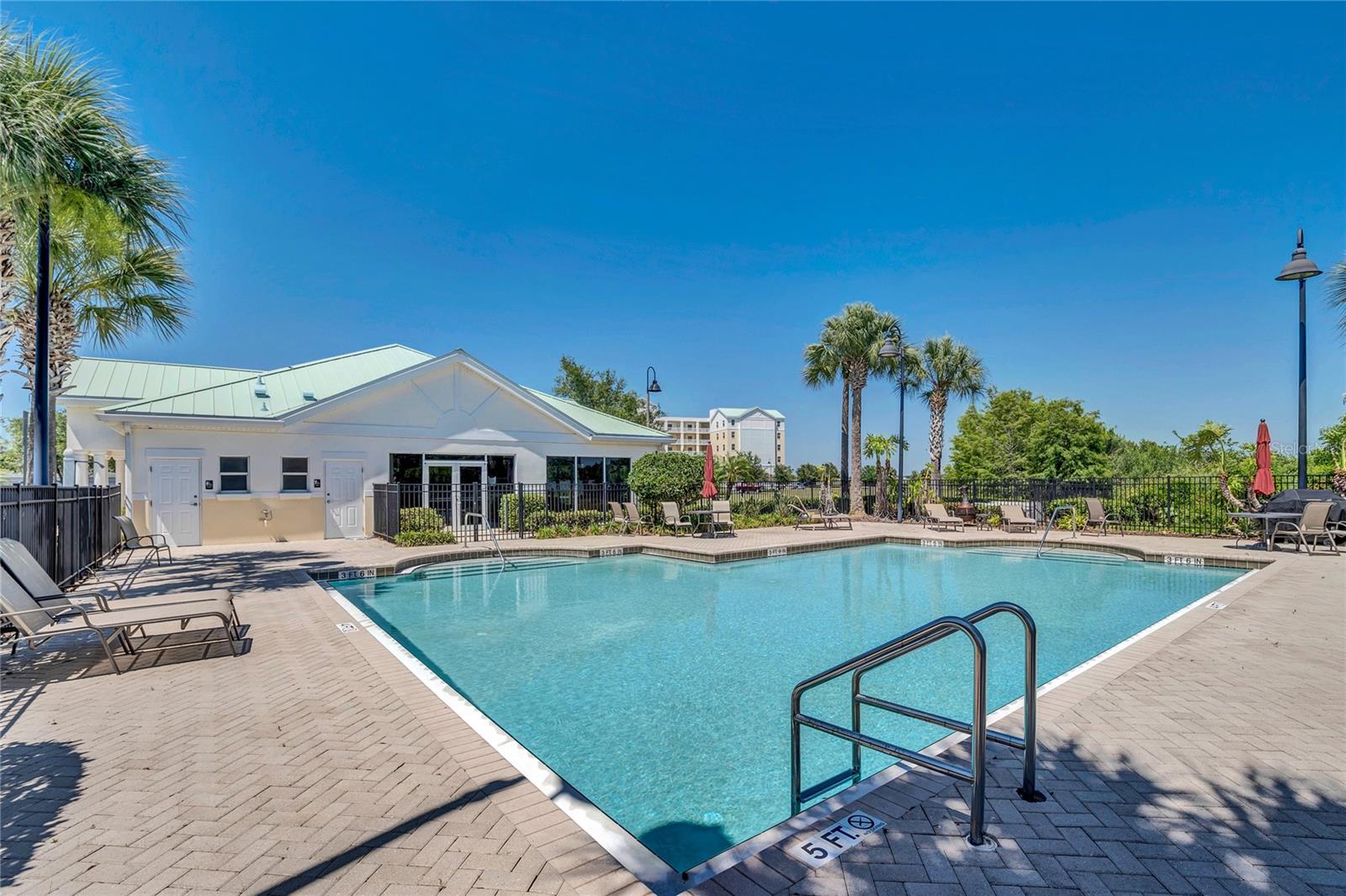 Image 26 of 54 For 4177 N Orange Blossom Trail  206