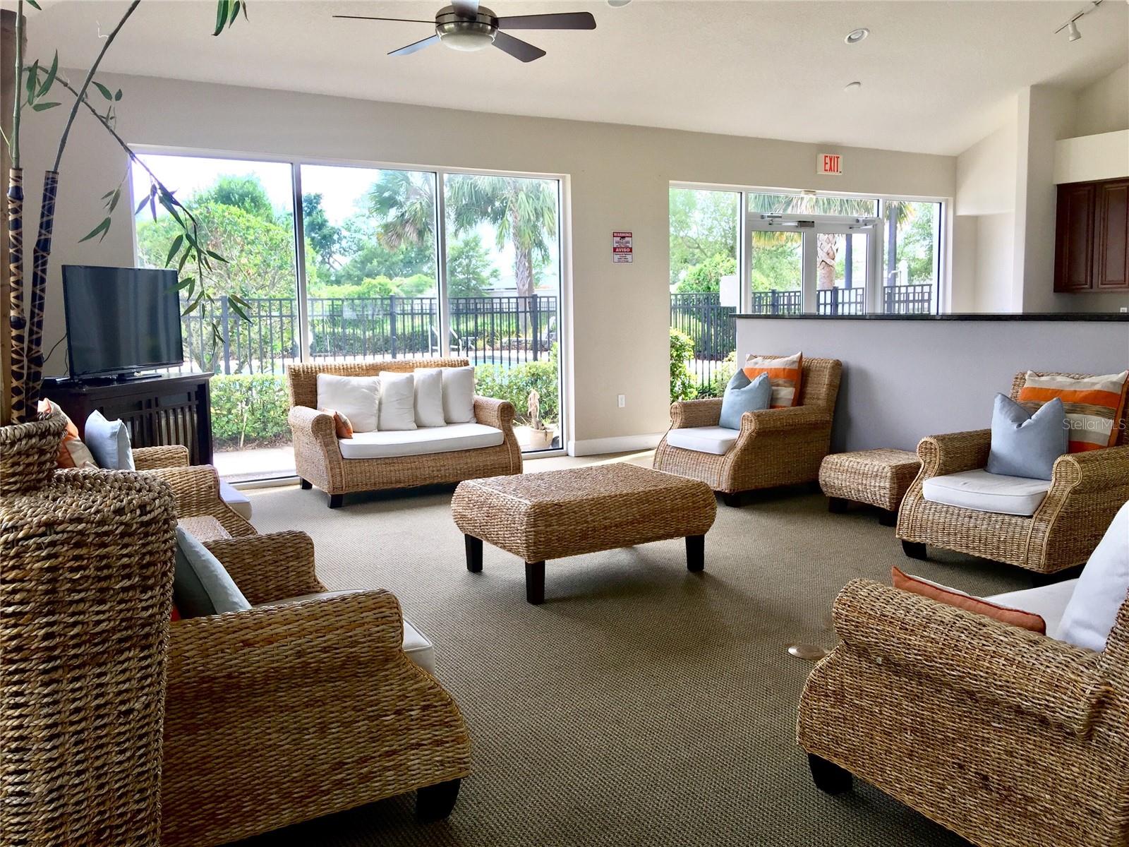 Image 32 of 54 For 4177 N Orange Blossom Trail  206