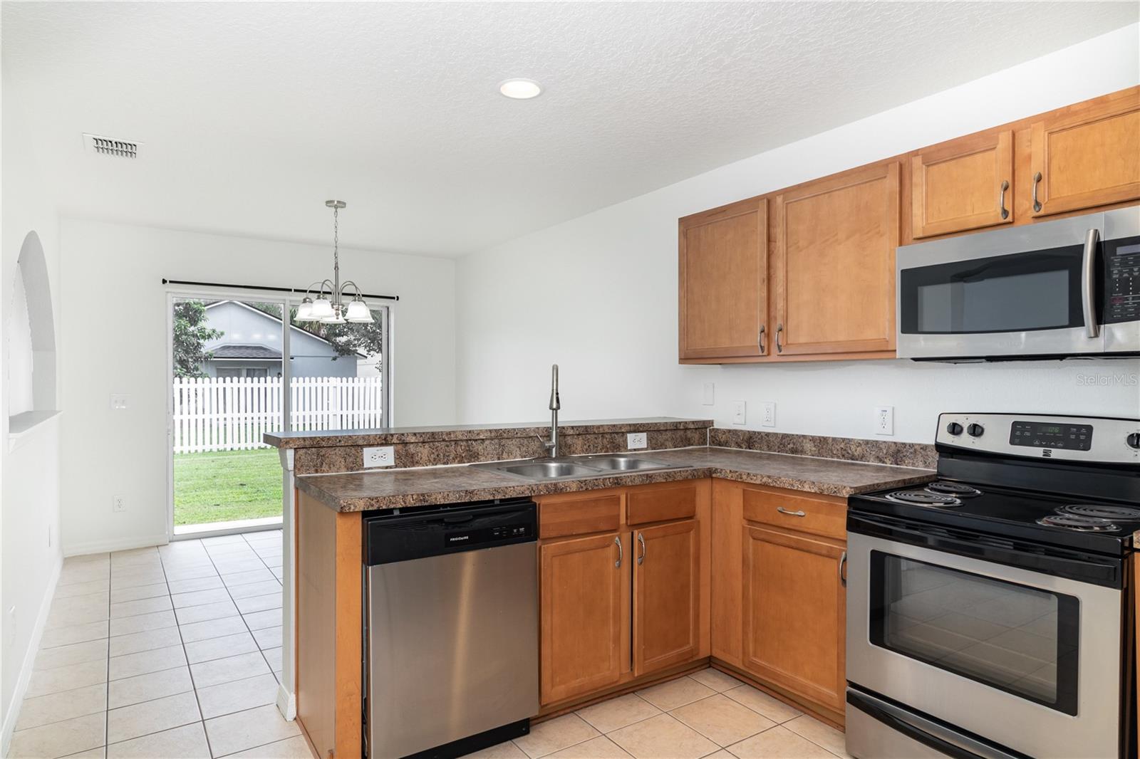 Image 5 of 15 For 1712 Portcastle Circle
