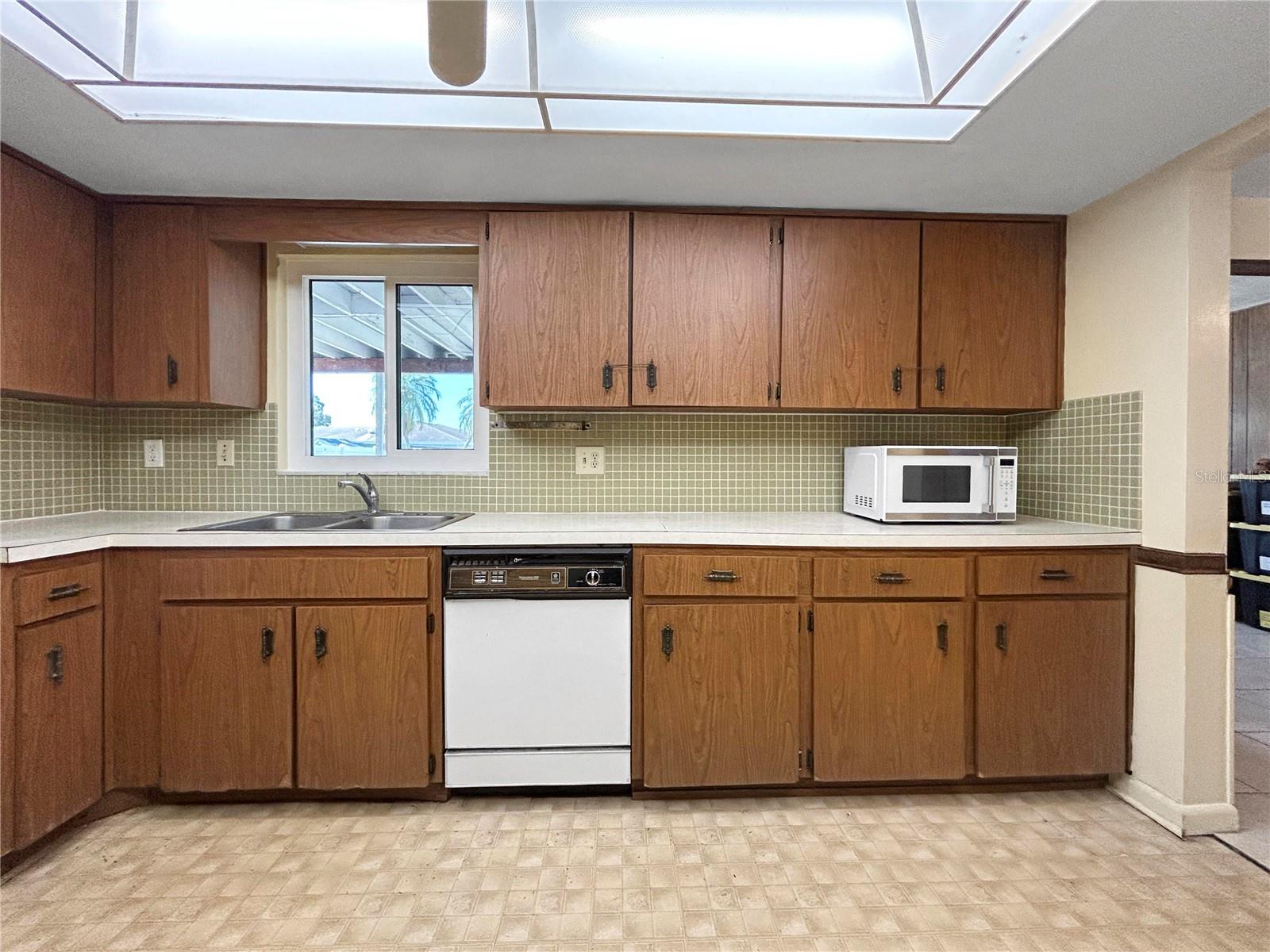 Image 11 of 22 For 12446 88th Avenue